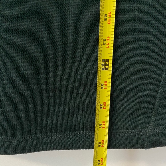 L.L. Bean Men's Sweater Fleece Vest - Picture 11 of 13